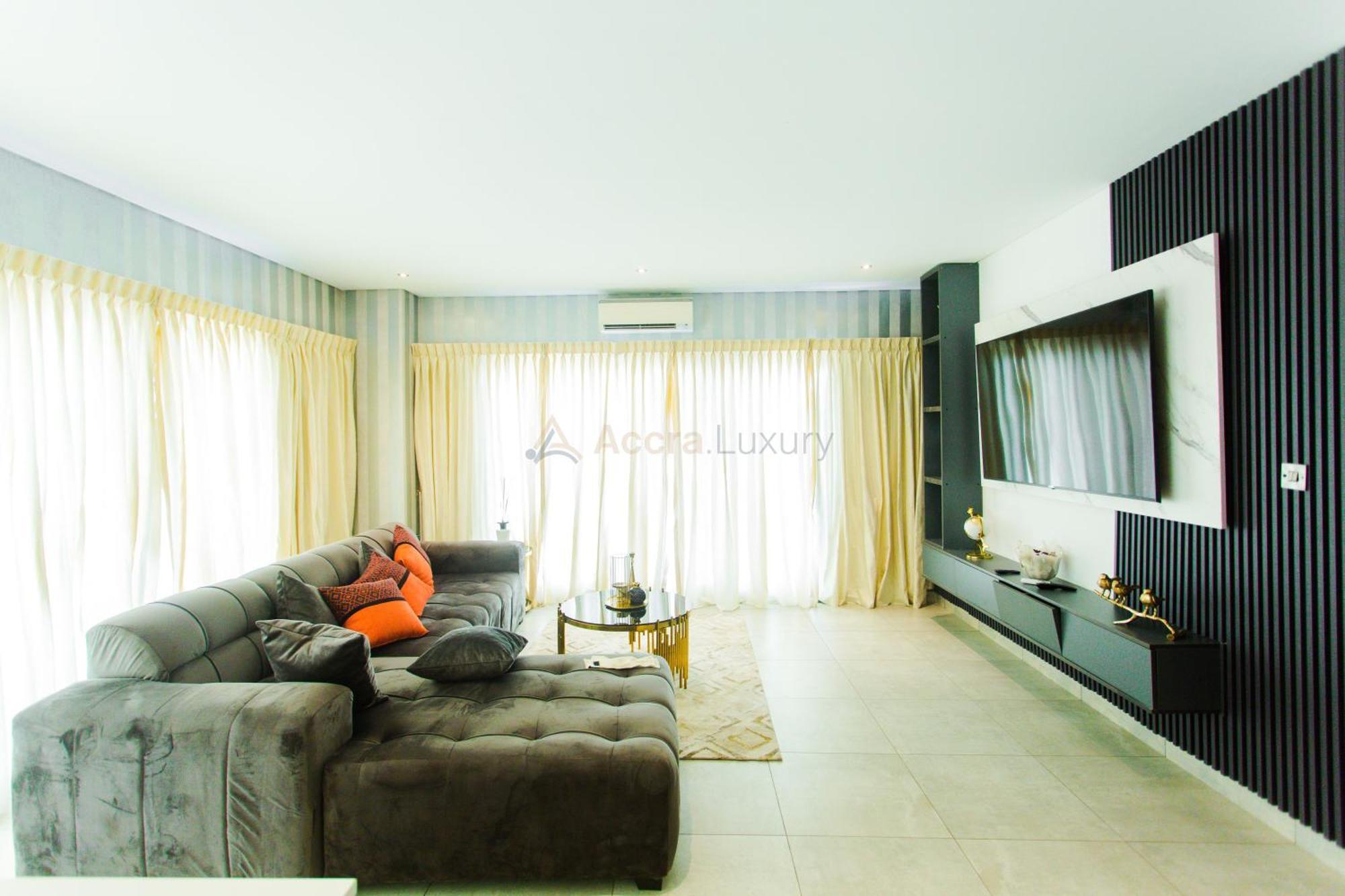 Accra Luxury Apartments @ The Signature Luaran gambar